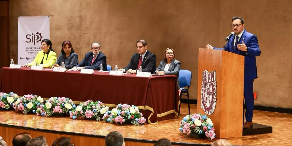Clausura Reyes Sandoval Jornadas de IA entre IPN-UNIR