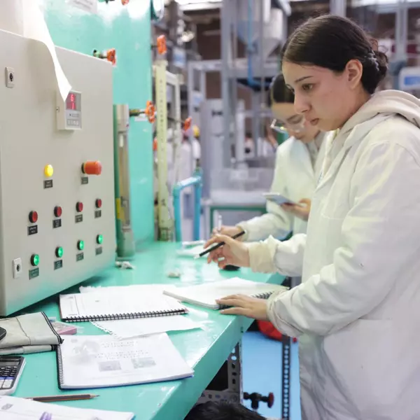 Realizan Casa Abierta de la VII Semana de Ingeniería Industrial