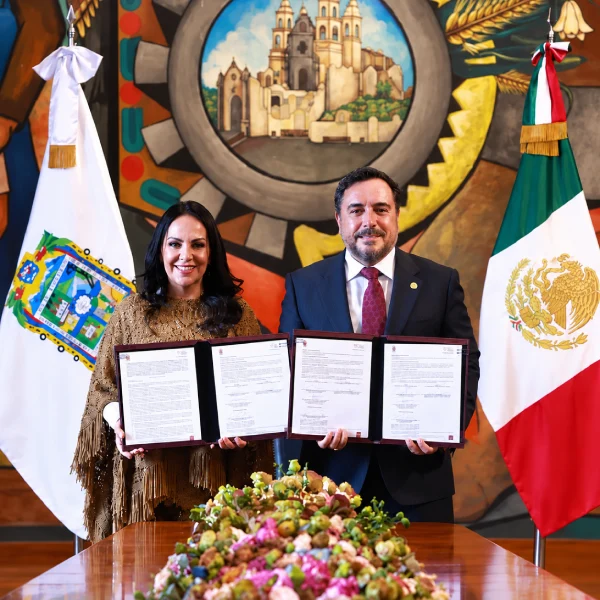 Firma IPN Convenio con Teziutlán para Polivirtual