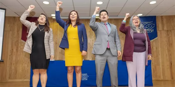 Brilla Escom con 17ª Semana de las Ciencias Sociales
