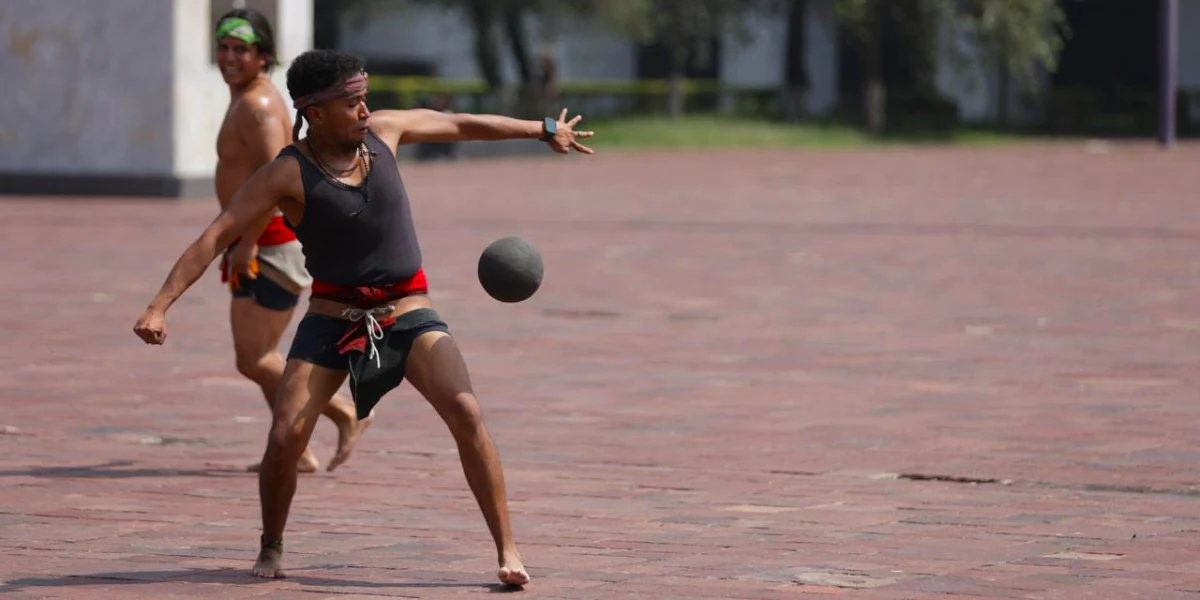 Con talleres y juego de pelota, festejo a pueblos originarios
