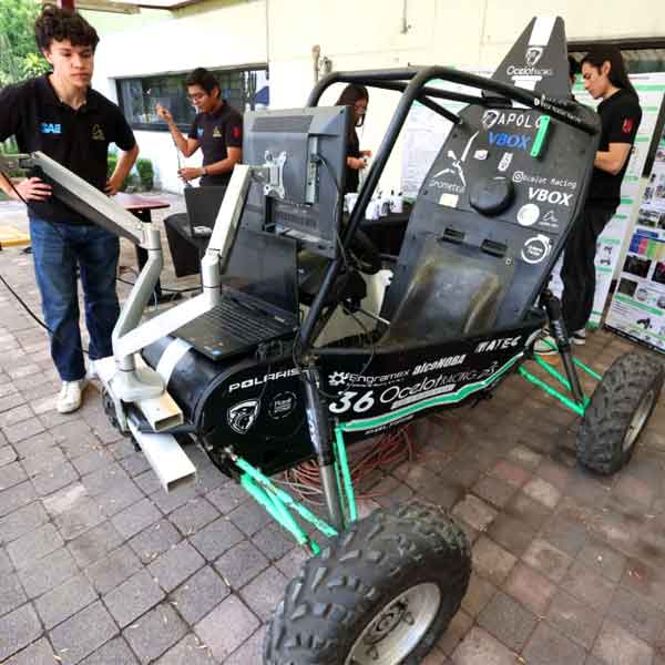 Showcasing Automotive Knowledge