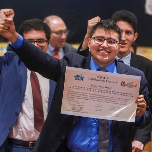 Politécnico Projects Shine in China