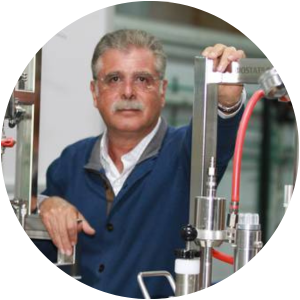 Dr. Enrique Galindo Fentanes