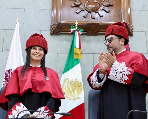 Entrega IPN Doctorado Honoris Causa a Manuela Obrador por campus en Palenque, Chiapas