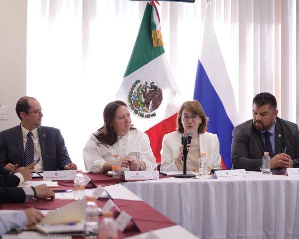 Fortalecen lazos con Universidad de Rusia; van por red académica