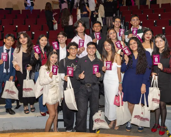 Impulsa IPN internacionalización con movilidad académica