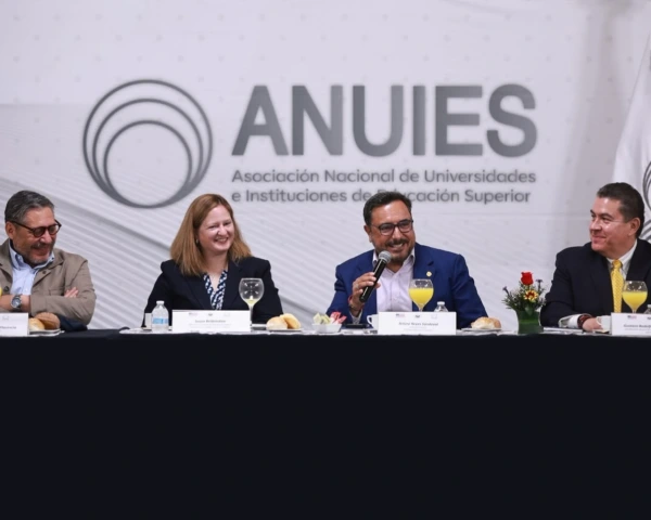 Participa Reyes Sandoval en Diálogo sobre Educación Superior México–Estados Unidos en la ANUIES