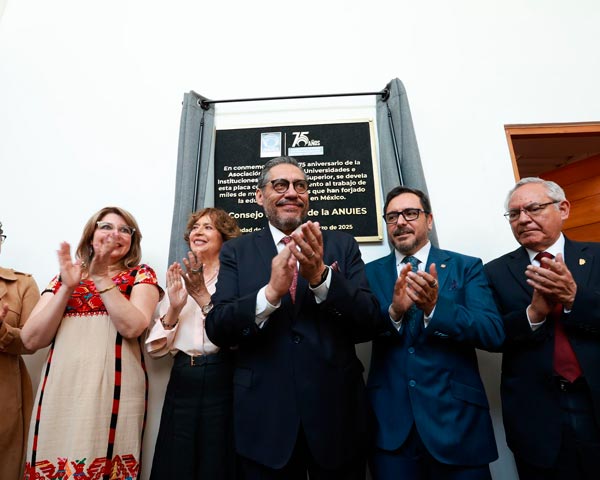 CELEBRA ANUIES 75 AÑOS DE CREACIÓN