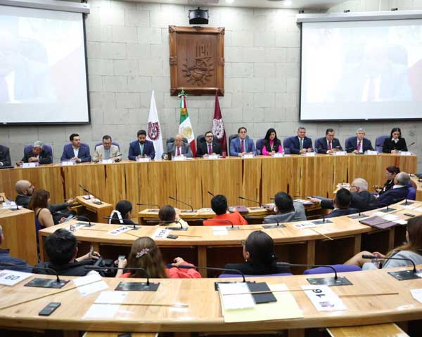 APRUEBA CONSEJO CALENDARIO ESCOLAR 2025-2026