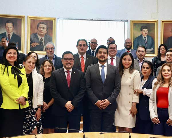 FIRMA IPN CONVENIO CON MUNICIPIO DE NEZAHUALCÓYOTL