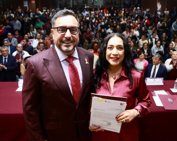 HAY NUEVA DIRECTORA EN LA ESCA TEPEPAN