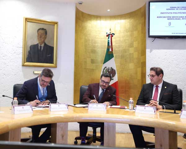 IPN FIRMA CONVENIO CON ASOCIACIÓN MEXICANA DE TRANSPORTE Y MOVILIDAD