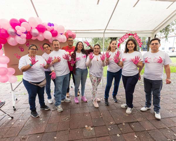 Llevan a cabo Jornada de Salud por el Día internacional contra el Cáncer de Mama