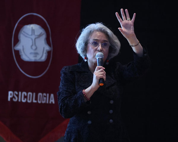 Advierten en Congreso del CICS sobre riesgos de la salud mental