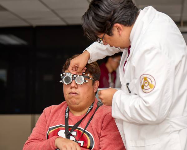 Organizan Feria de la Salud “Cuidar tu salud es cuidar tu futuro” 