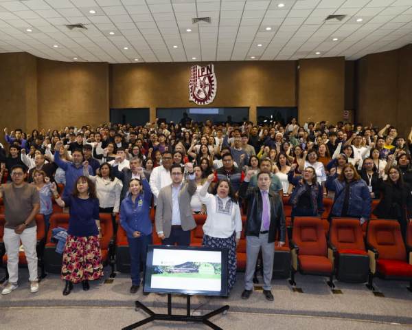 Destacan en simposio importancia del compostaje para las ciudades