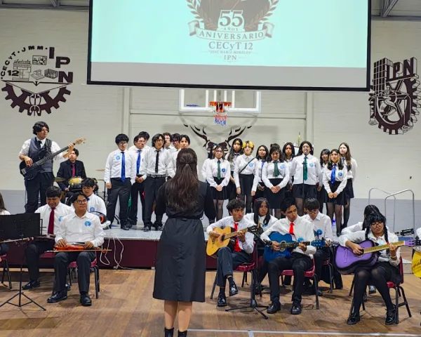 El CECyT 12 celebra su aniversario 55 con semana cultural