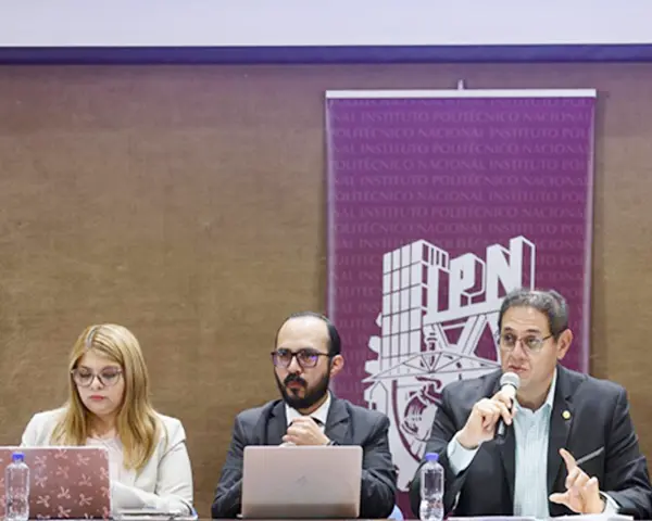 Escuchan demandas de estudiantes consejeros