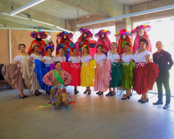 Llevan a cabo Festival de Lenguas y literatura indígena en UPIIP