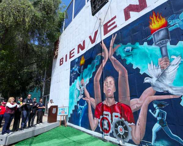 Luce en estadio “Wilfrido Massieu” mural emanado de concurso de Defensoría de los Derechos Politécnicos