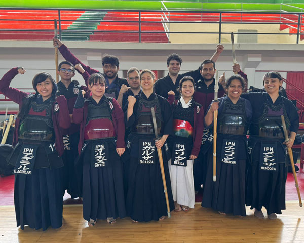 Triunfan Politécnicos en el Nacional de Kendo