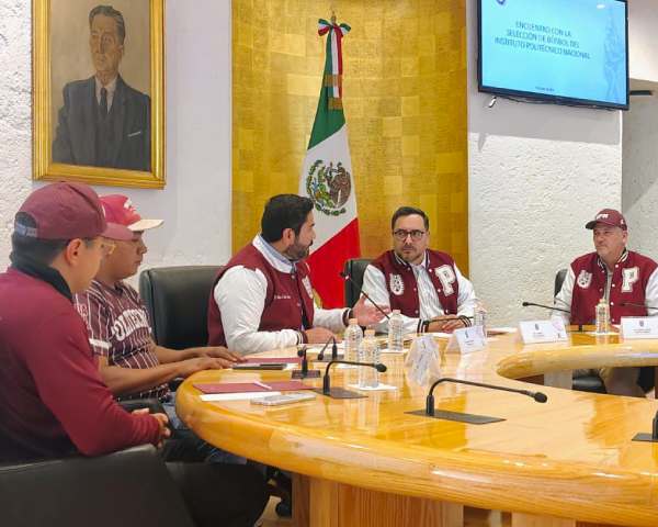 Visita de la Selección de Béisbol “Furia Guinda”