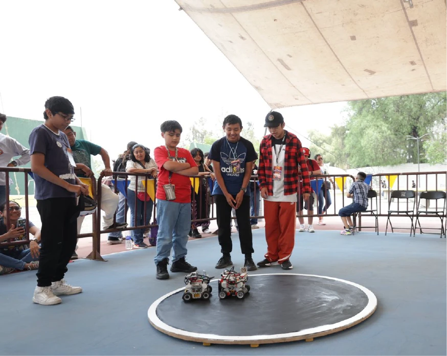 Cierra con éxito la XV edición de la Guerra de Robots en UPIITA 
