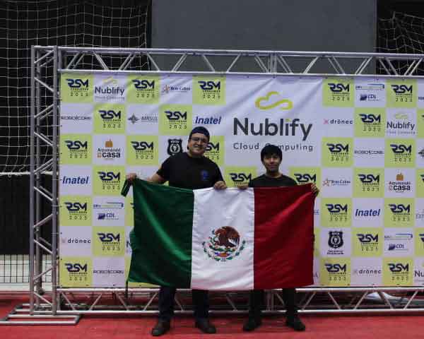 LOGRAN TERCER LUGAR EN TORNEO DE ROBÓTICA DE BRASIL