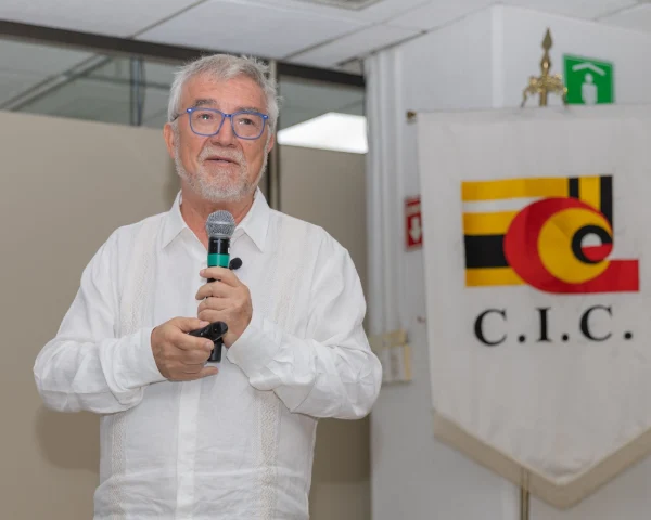 Destaca director del Barcelona Supercomputing Center capacidad de México para autonomía tecnológica
