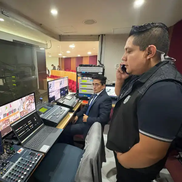 ¿Te interesa transmitir un evento en línea? 